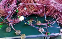 昆仑中大德国芯体圆型贴片温度传感器主要用于测量物体表面温度