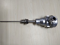 昆仑中大品牌水液通用测量一体式温度变送器可多种信号输出