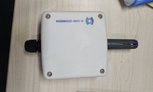 昆仑中大品牌IP65挂壁式空气温湿度传感器