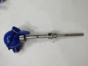 昆仑中大品牌螺纹固定一体式温度变送器