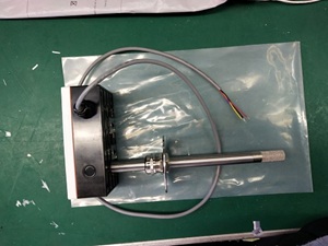 昆仑中大品牌半导体设备304探杆管道式温湿度变送器